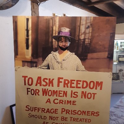 rosedel's profile picture. 