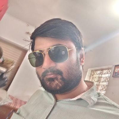 SundarJha16's profile picture. Tax accountant