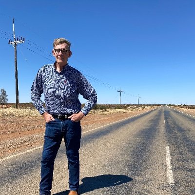 Intermittent Fasting podcast hosted by Graeme Currie Author of The Fasting Highway book (November 2020) and founder of The Fasting Highway Facebook group