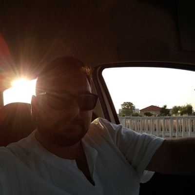 erciyes38_34's profile picture. Kiminin anlata anlata bitiremediği bir hayatı var kiminin de içine atıp söyleyemediği!