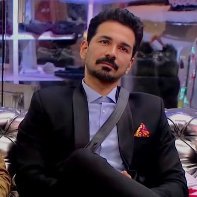 BB lover #Supporting #AbhinavShukla #Backup id.