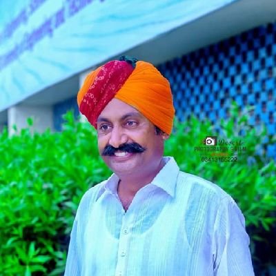 Premsin72544031's profile picture. Physicist