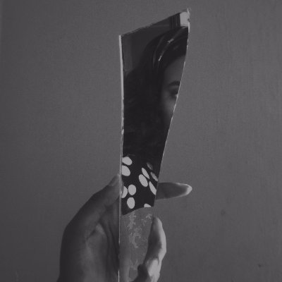 A committed pacifist /
Cinephile
#TigrayGenocide https://t.co/S2Lcp4Namm