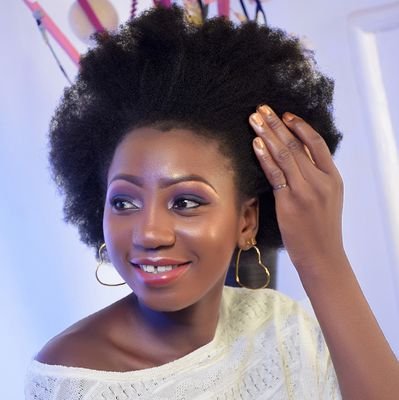 MaiwadaMercy's profile picture. indescribable