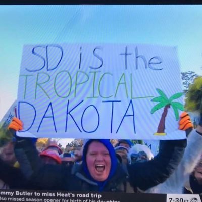 South Dakota State and Minnesota sports fan