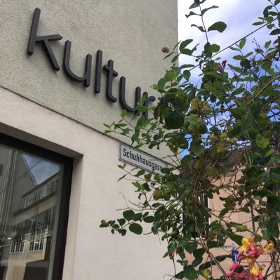 Sam71715999's profile picture. 