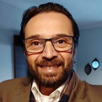 Alexandre Gouveia. Empresário, consultor em business strategy, professor e palestrante. Diretor da NEURONEGÓCIOS Consultoria Empresarial.