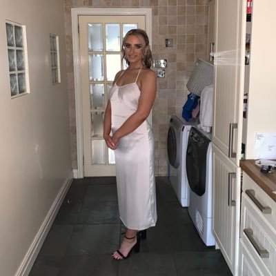 ell_hunt7's profile picture. 