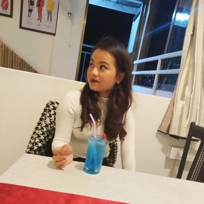 LindaLalhlimpu1's profile picture. 