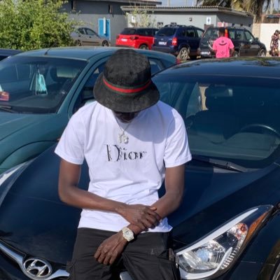 My way is still long I will arrive sooner or later. Model 📸 Businessman💰mannequin2.0🇨🇮 🇨🇦🇫🇷 Yorobo forever💔 👉whatsapp= 02445148 🖖 @blvckyveli.13
