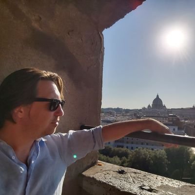 c_coomber_DoP's profile picture. London based DoP & Camera Op. General tech guru & lover of TV, film & all things found on a screen.

Latest Work - Midnight Snack
https://t.co/XVK5TmJmaT