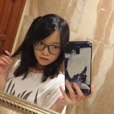 xxBloodxx44's profile picture. Calm, Cute, Cruel-xxBlackxx.
Hiya, this is Yuriko, a Vietnamese cosplayer and writer.