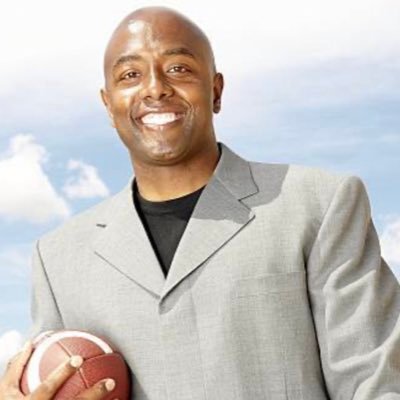 Akili Smith Profile