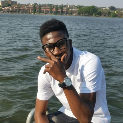 Rue28289149's profile picture. A word of encouragement cn mek the difference between giving up or goin on.