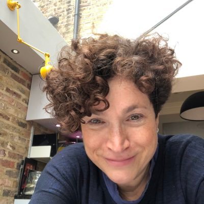 Londoner. Culture junkie. Mum. Bookworm. Jewish. Sourdough queen. Latest crush Logan Mountstuart. MA @uclpublishing
