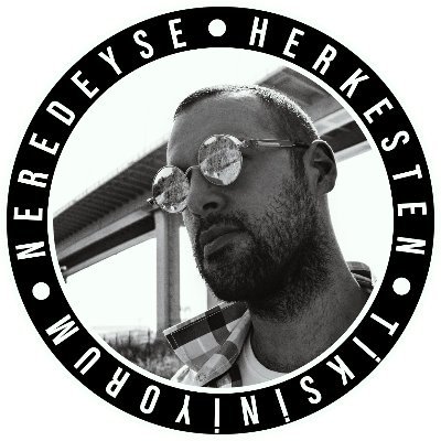 “Doktor” lâkaplı müzisyen.