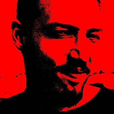 Autor. Gelegenheitsarbeiter und Vollzeitproletarier.
Das tägliche Gedicht bis zur Revolution.
Raucht. Staubt. Düstert. -