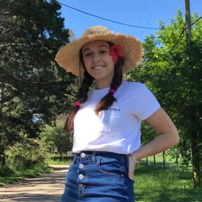 nazaemme's profile picture. Should I write a caption here or what?