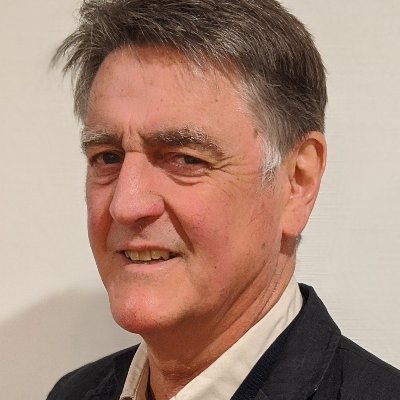 closemdownes's profile picture. Dr Stephen Downes, writer, journalist. My uncanny novel 'The Hands of Pianists' out in March 2021. Liszt master Leslie Howard calls it 'rich and remarkable'.