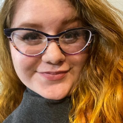 TheBeeQueenie6's profile picture. 26. Mom. Nerd. Bee enthusiast. She/Her. #SaveTheBees