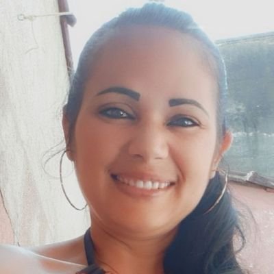 sou costureira amo meus trabalho que faço pois faço com muito Amor ,sou casada amo minha família . espero que vcs tbm goste do meu trabalho