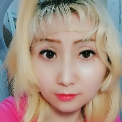 Rainne_Cheung's profile picture. 🇨🇳🇬🇧\ 26 \ student 💚💚💚💚💚