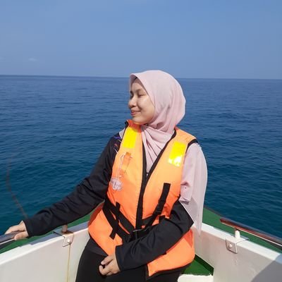 snhayatizamri's profile picture. dont trust me