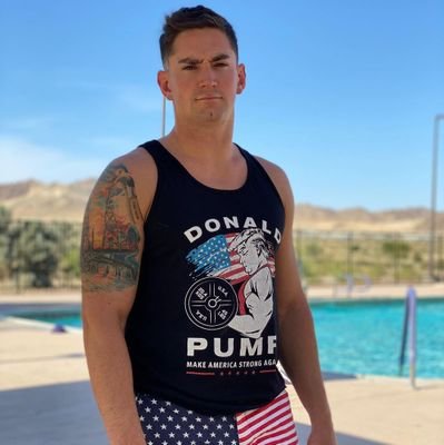 Ssgt Thomas 
single father of 🧒🧒
United States Marine corps