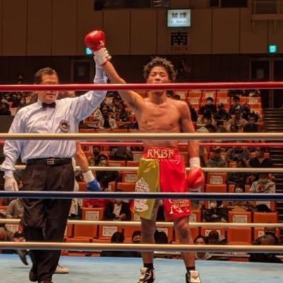 元ぷろぼくさー🥊 北海道千歳市🛩アマチュア・28戦20勝（10ko）8敗 プロ・3戦2勝（1KO）1敗2020年B級東日本新人王👑