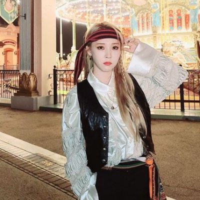 thankyoumamamoo's profile picture. long time moomoo lurker... but travel brought me out i need somewhere to fangirl and StAN MY GIRLS // OT4 FOREVER