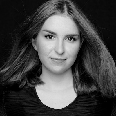 HolzknechtSarah's profile picture. Dieser Account ist 90% privat und 10% Bücher | Goldegg Verlag | FH Wien der WKW