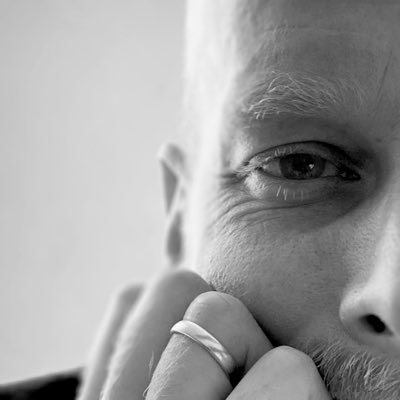vejnoe's profile picture. Missionary & Creative Web Developer