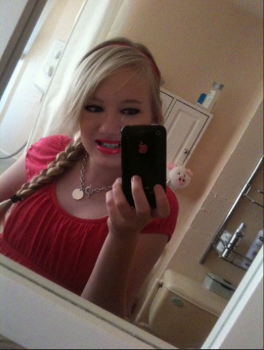 LaurennSmiley's profile picture. Im Lauren,Im Smiley.So yeah.Keep on Smiling ;) i Love TMB