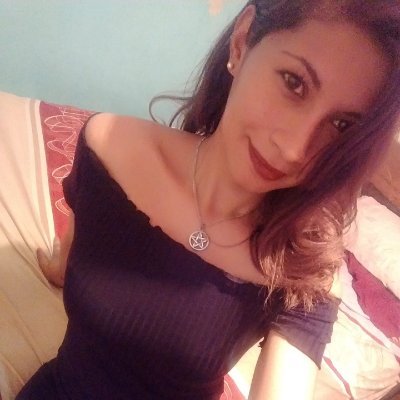 El hombre descubrió el fuego pero las mujeres como jugar con él.