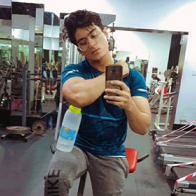 ROBOTICS ENGINEER👷🏻...! Single💔...! Uetian...! ❤️❤️ VIRGO...👑👑!! If Nobody Hates You!! You Are Definitely Doing Something Wrong 🤔🤔!!