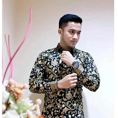 anggaramosir's profile picture. suka suka deh...yg penting happy.😂😂😂🤣🤣🤣🤣