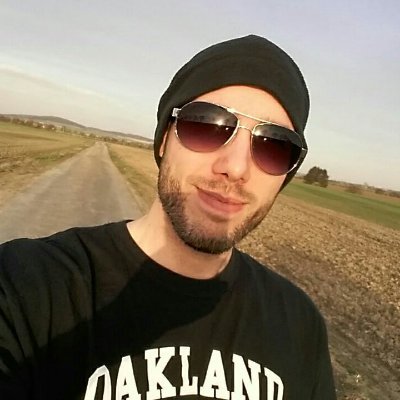 Streamer @ https://t.co/8QMNyl13zm | Vorsitzender des Bundesgränzschutz | Teilzeit Dweard | Pornöser Typ | Fog Whisperer @DeadByBHVR | he/him