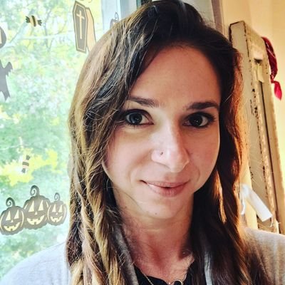 Junglista🎧🎤🎶,RYT 200 Yoga Teacher 🧘♀️🕉️, Supervisor at Oxford Global Resources