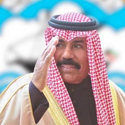 فما دار حولك بل انت درت
عليه بعزم فلم تهزم
جريحاً تقحم وسط الغبار
على الموت في زرد محكم
وخيبه ظن من قد رآك
على غير ما انت من معزم