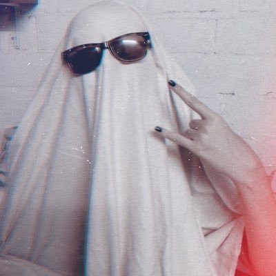 eneatipica01's profile picture. una chica no tiene nombre.