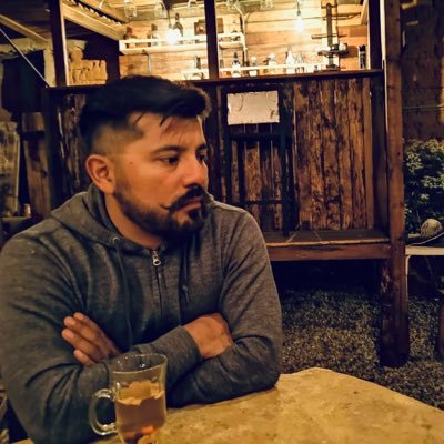 ManuelLeonL's profile picture. Oaxaqueño, zapoteca de Quiané, politólogo, administrador público, geek, fotógrafo de teléfono y barrendero de mi casa. Melómano principiante.