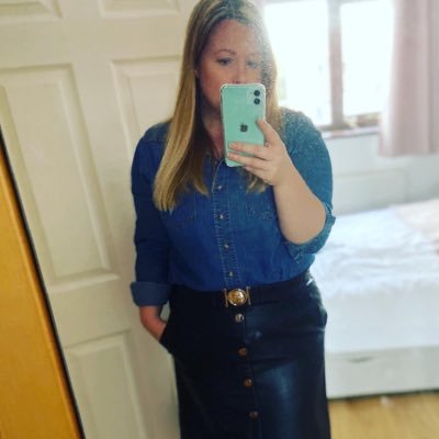 Dreaming big & working hard. Registered Mental Health nurse @RDASH_nhs #Donc #NMC. Spare time taken up with #gym #family #friends #shopping