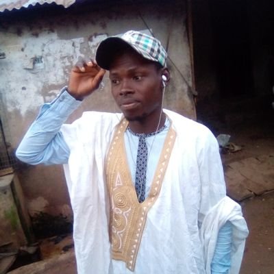 am by name is aliyu hayatu alelu,
am very happy to be a Muslim,