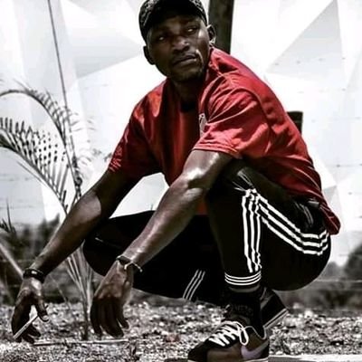 SONGWRITER|RAPPER|STAGE PERFOMER.
playslist :
https://t.co/p6cU7TOkT7
https://t.co/hkrY8wr4bz