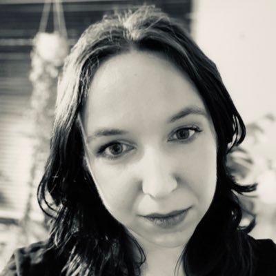 Personal Account for friends.
Lover of street art, hater of carousels, tech magpie and easily distracted by the new and shiny.

Public Account: @ClareUnBranded