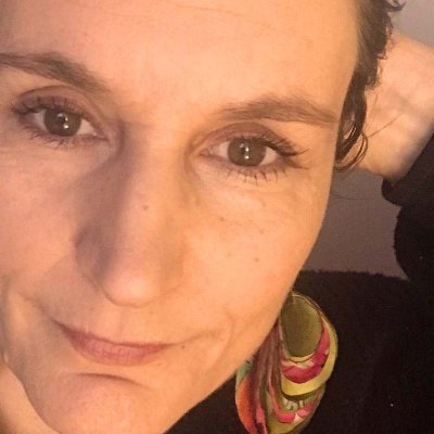 Caroilustracion's profile picture. 