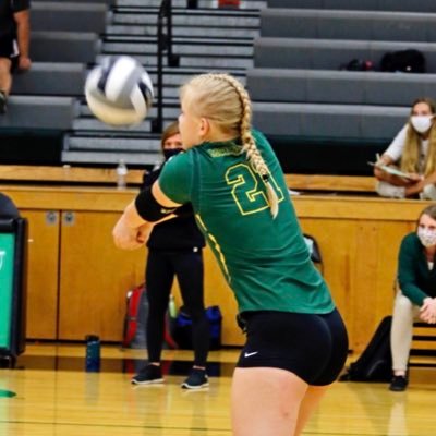 carlybadylak's profile picture. nkyvc | mcnick 23’