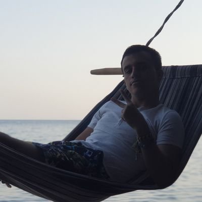 A__ghoneem's profile picture. what the hell am i doing here ? i dont belong here.