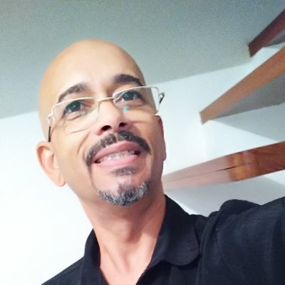 Estudante de Engenharia, Analista de TI. na ARANZA IT.
Criador de Grêmio estudantil, ativista político desde do ano 2000
Pai do Andrew, Jenyfer e Willyan.