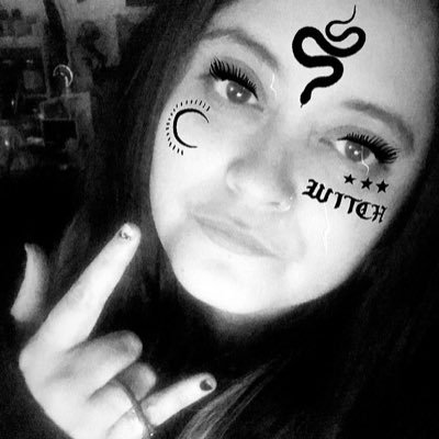 VixVolante's profile picture. astrotheurgist writer/creator of magick, art and sound (The Conceptionauts) | #whovian, #magi, #hermit, #pan #nonbinary 🏳️‍🌈🌞♒️🌙♌️🅰️♊️ #spoonie ♿️